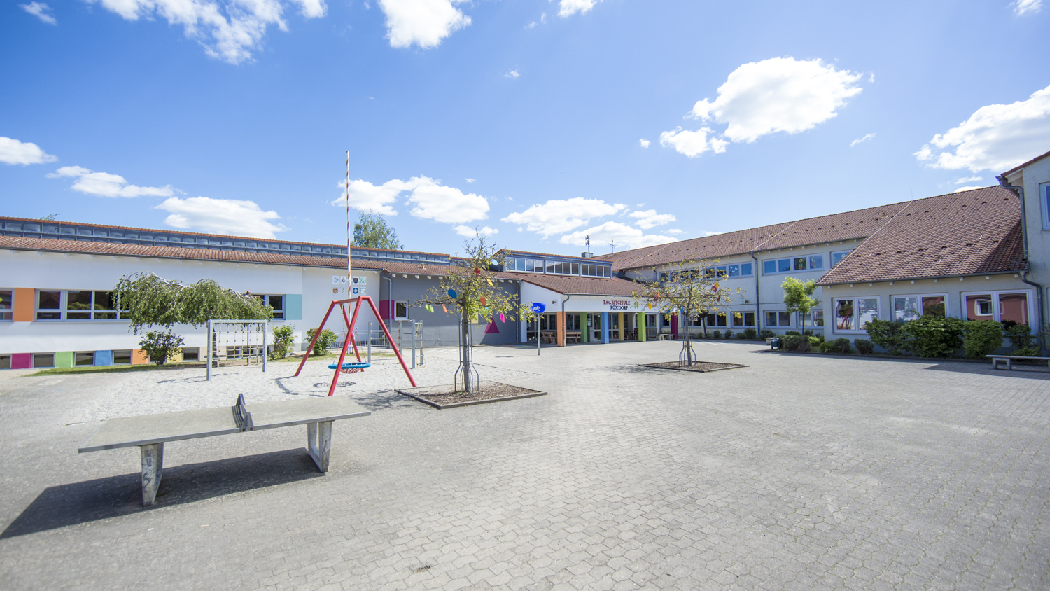 Schule Poxdorf 391